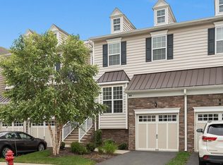 44 Braeburn Dr, Skillman, NJ 08558