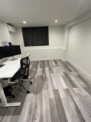 Rented by NorthStar REG LLC | media 9