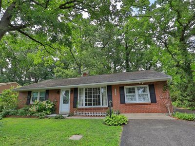 2405 Woodridge Ter, Easton, PA, 18045
