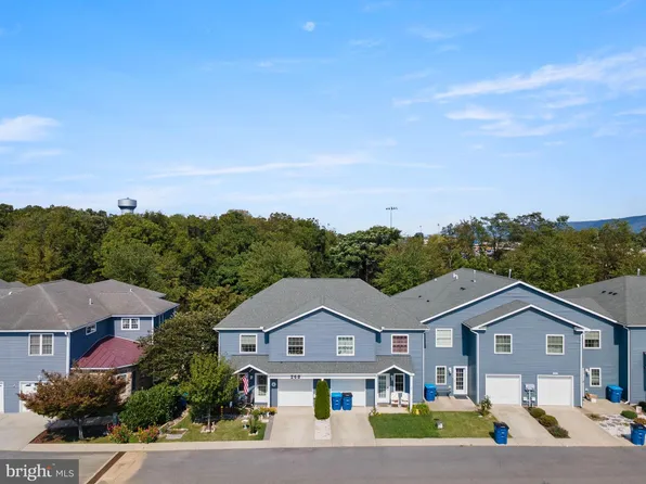 268 Parkside Ct, Woodstock, VA 22664