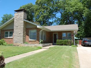 5 N Pam Ave, Saint Charles, MO 63301