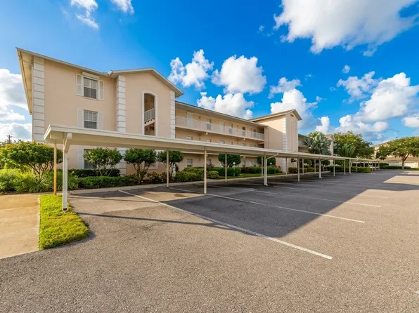 3250 Cypress Glen Way, Naples, FL