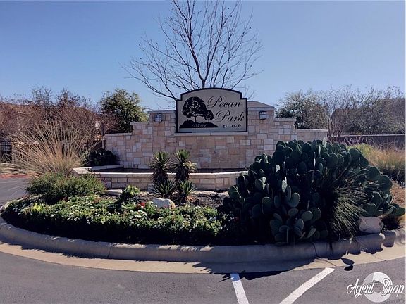 3rd image of 12605 Charlies Ln