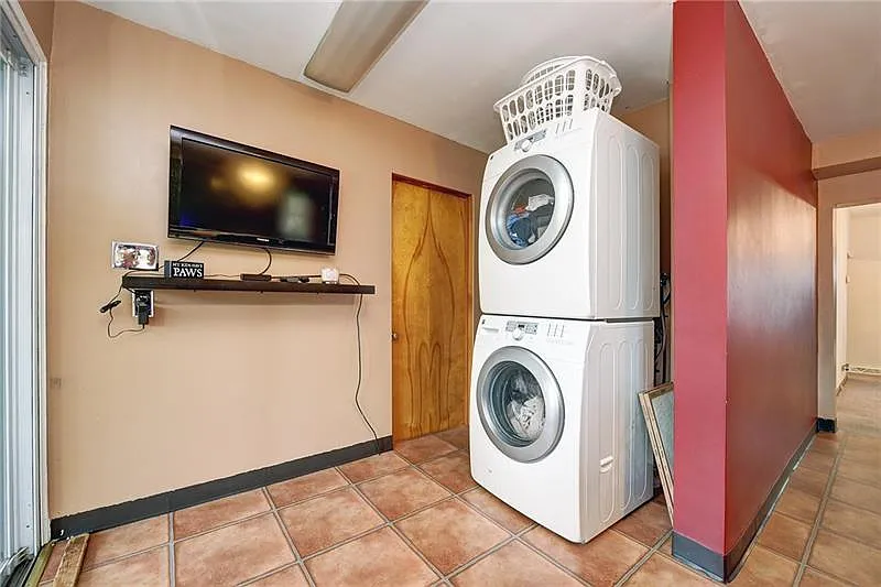4 bed, 1680 sqft, $1,700 — Photo 3