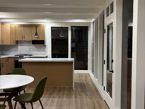 4th image of 1410 Federal Ave #1410