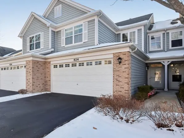 424 Acushnet St, Elgin, IL 60124