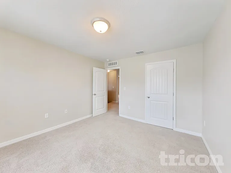 73 Bruce Ln — Photo 9