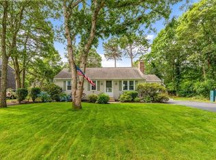 14 Ships Anchor Dr, Mashpee, MA 02649