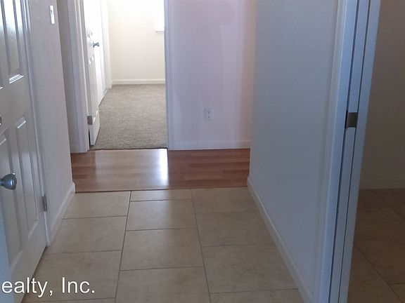 3rd image of 4300 34th Ave