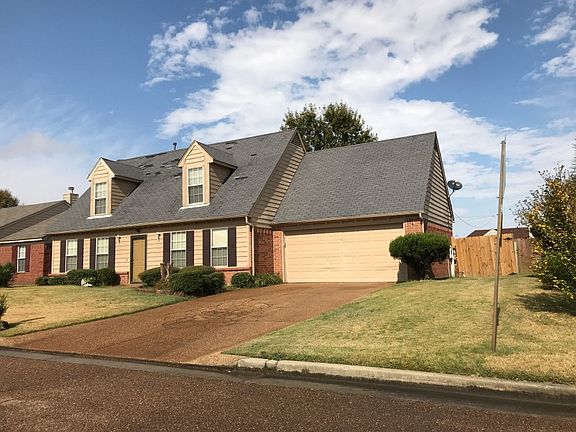 3rd image of 6720 Ross Manor Dr
