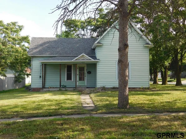 1008 Elm St, Seward, NE 68434