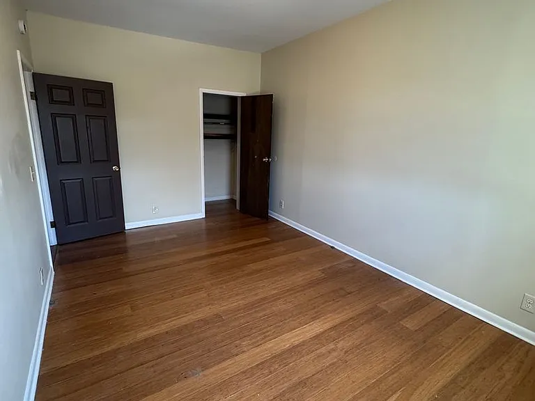 228 Northampton St — Photo 15