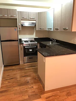 Rented by 18 REALTY | media 5