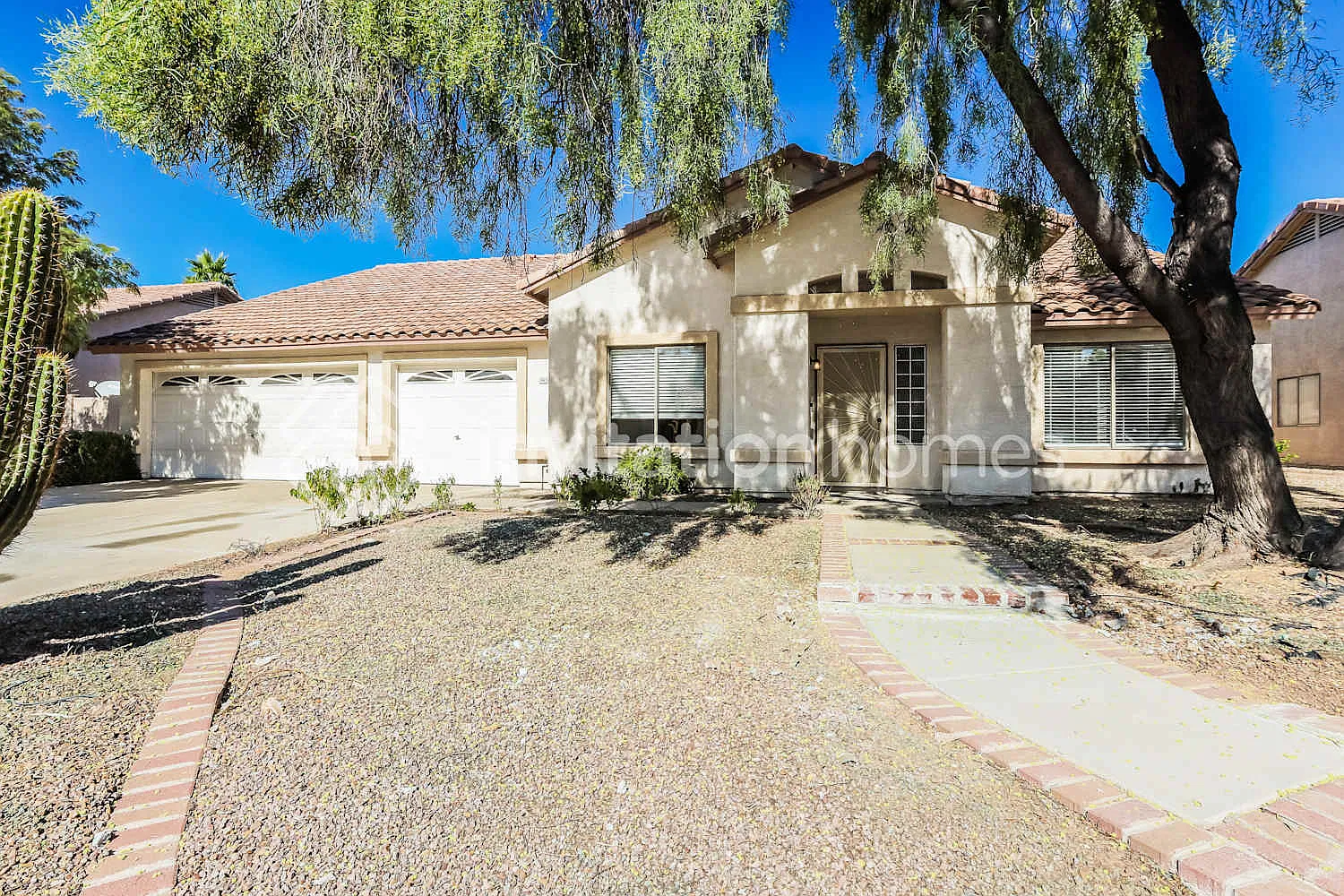 9426 E Juanita Ave Mesa, AZ 85209 — Photo 1