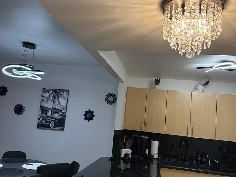 2301 Collins Ave #817 — Photo 35
