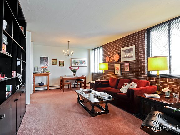 Living Room/Dining Room