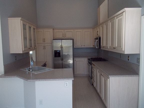 2nd image of 495 Youngsdale Dr