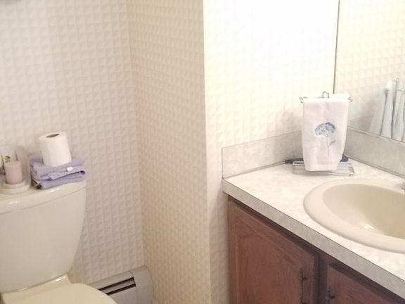 3rd image of 106 Woodside Dr