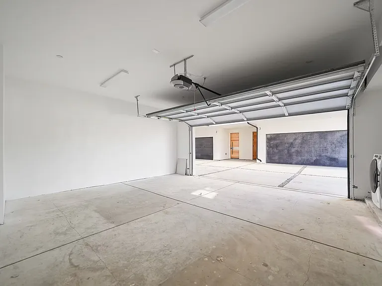 13694 Erwin St #2 — Photo 45