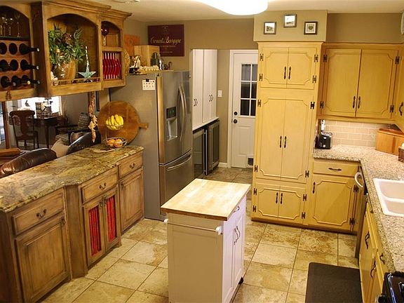 3rd image of 2005 Morningside Dr