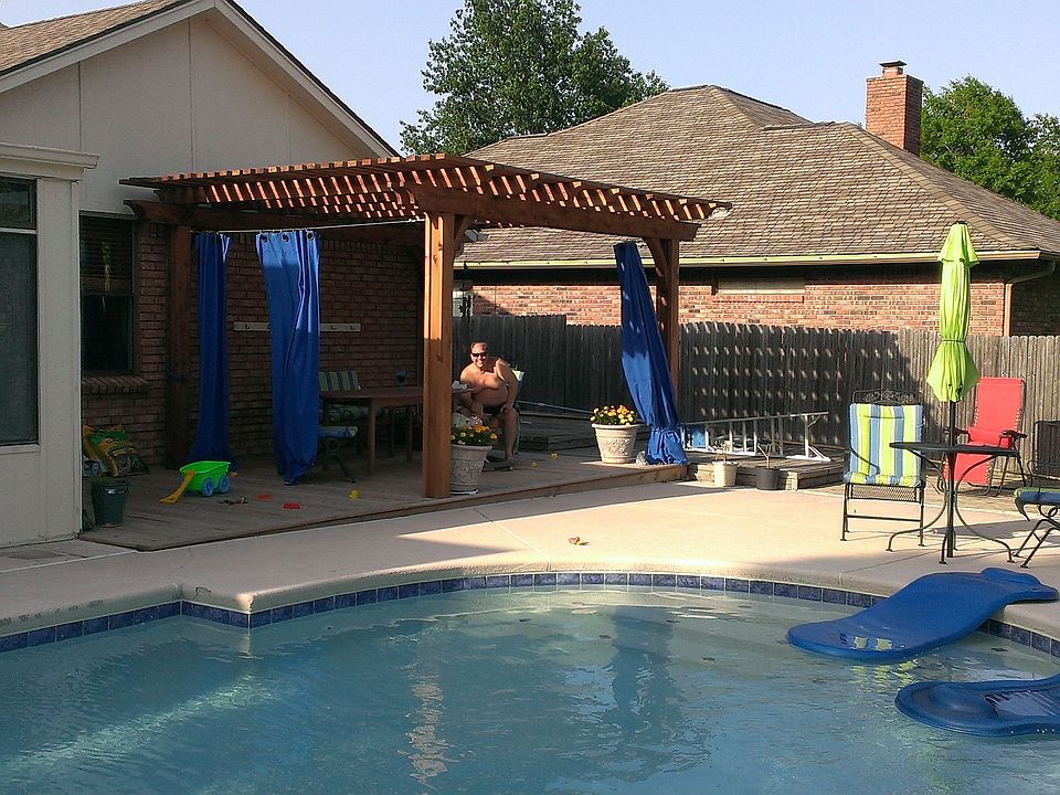 New arbor and deck in 2013