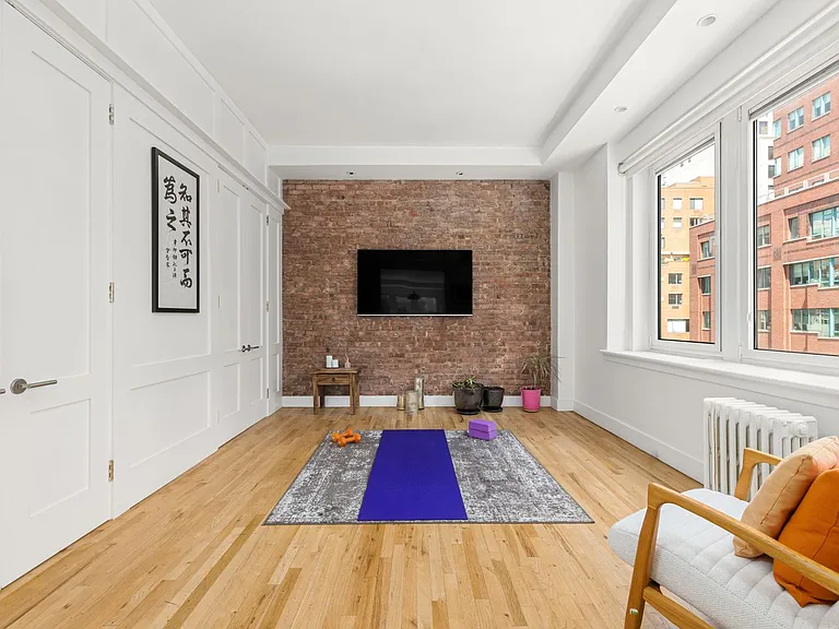 575 6th Ave #4B — Photo 7