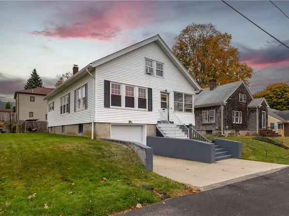 14 Belcourt Ave, North Providence, RI 02911