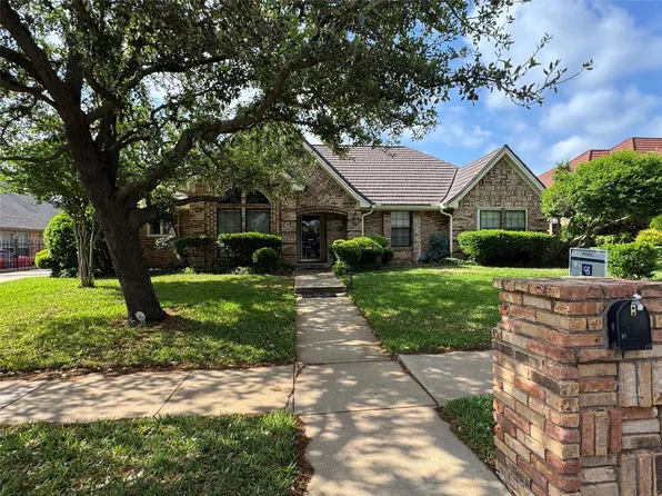844 Birdsong, Bedford, TX 76021