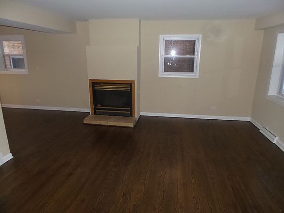 3rd image of 8542 McCormick Blvd