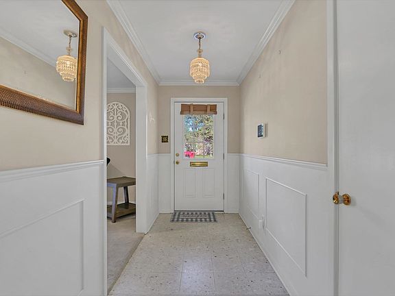 4th image of 1825 Rikisha Ln