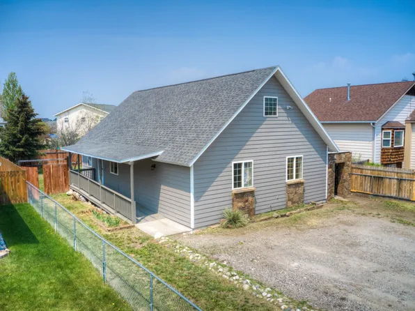 211 10th St, Belgrade, MT 59714