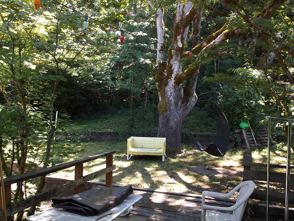 2nd image of 2282 E 15th Ave