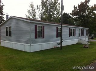 205 Tipperary Dr, Utica, NY 13502