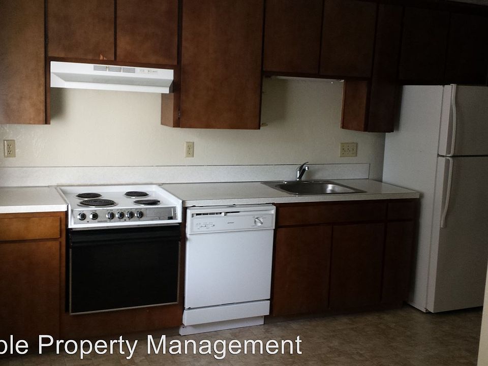 2nd image of 410 NW 8th St APT 101