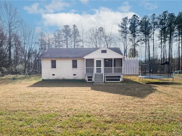 8297 Whippoorwill Rd, Mechanicsville, VA 23116