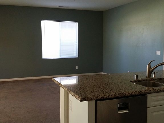 5th image of 31898 Cloverhill Way