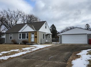 9619 Clinton Ave S, Bloomington, MN 55420