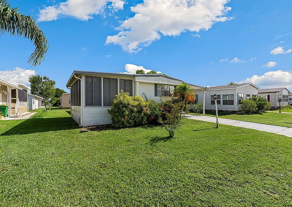 1st image of 369 Dolphin Cir