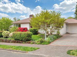 6456 SW Loop Dr, Portland, OR 97221