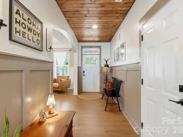 209 Church St, Stanley, NC 28101