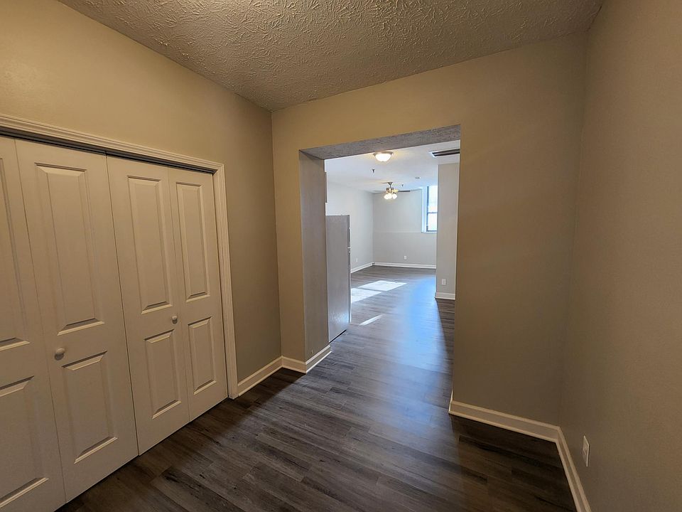 1st image of 2208 8th St #G7