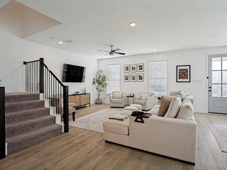 8875 Stablehand Mews — Photo 4