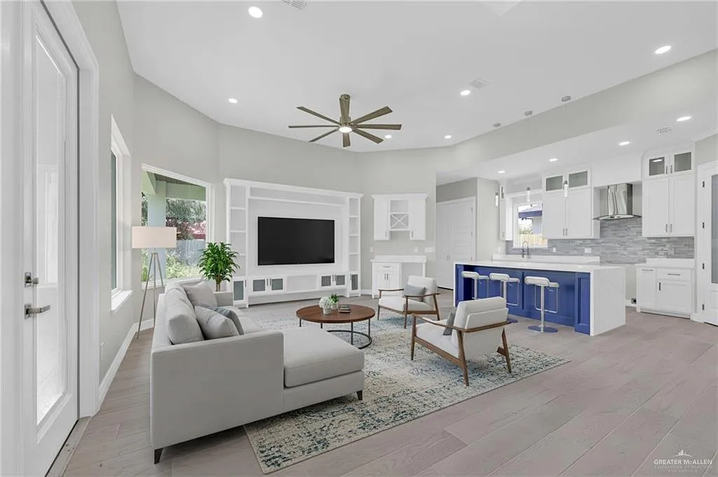 3 bed, 2.5 bath, 1658 sqft, $2,250 — Photo 3