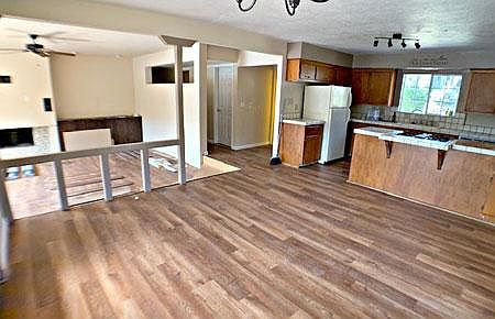 2nd image of 1516 Big Valley View Dr