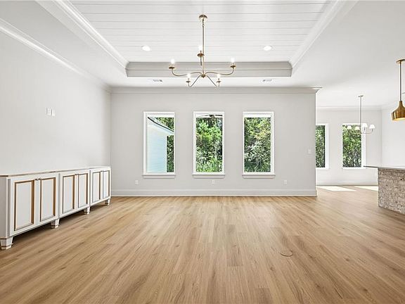 5th image of 20526 Lois Ln