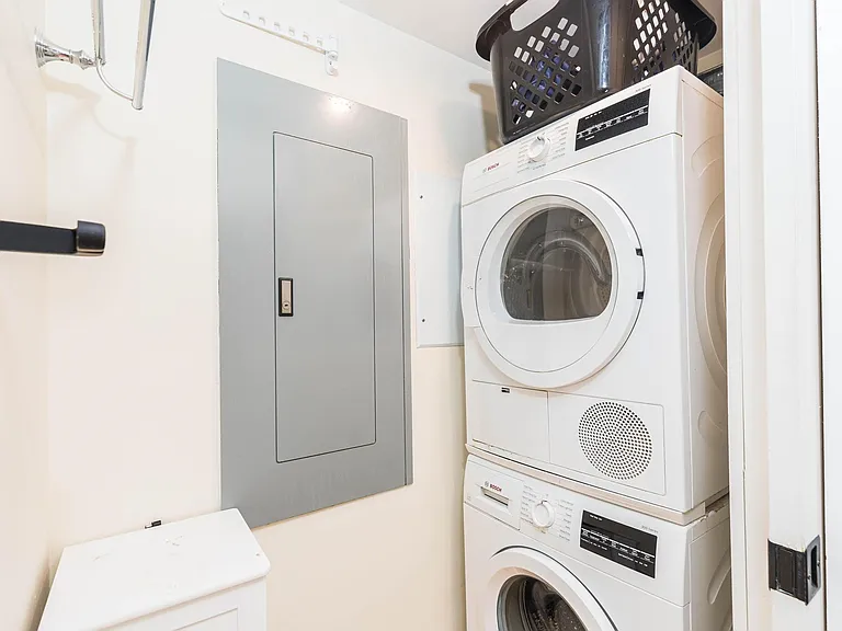 1 Franklin St #2C — Photo 24