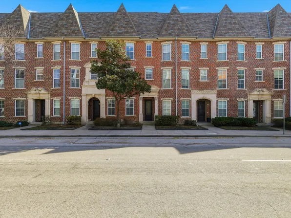 3200 Ross Ave, Dallas, TX