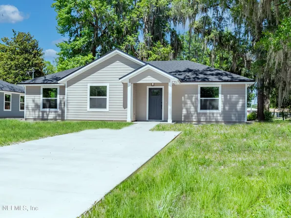 310 N ORANGE Street, Starke, FL 32091