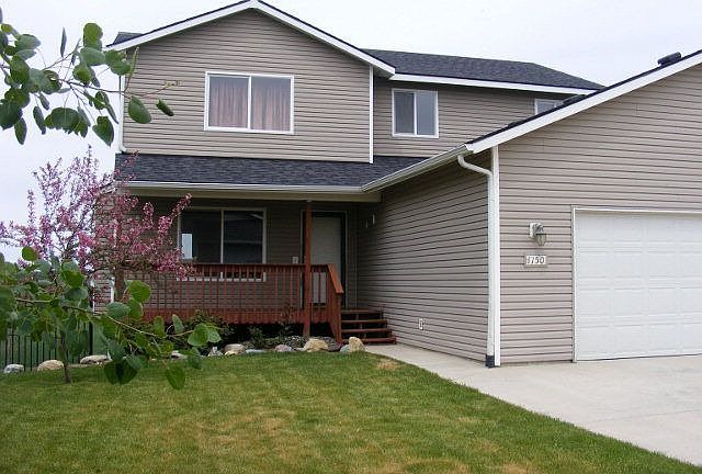 1st image of 1150 NW Valise Dr