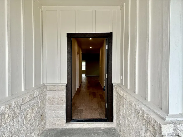 506 B War Admiral Dr #B — Photo 2